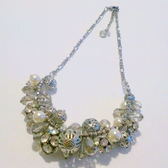 Faux Pearl Rhinestone Bead Cluster Necklace - Picture 6 of 6